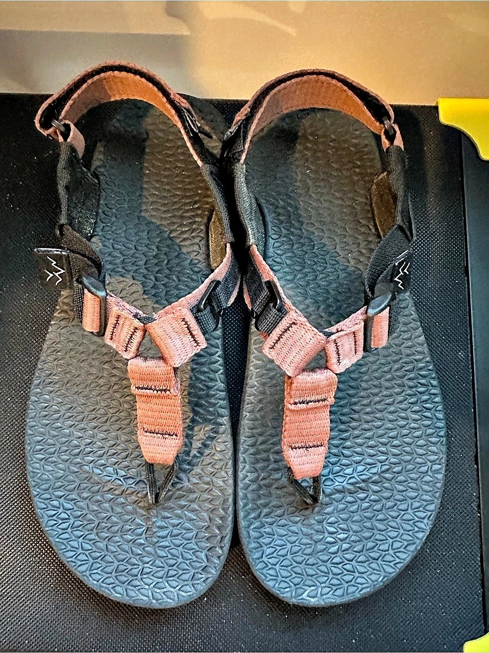 Bedrock Cairn Evo C Cushioned Sandals Clay W8 / M7 Minimalist Zero Drop